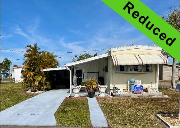 Mobile home for sale in Palmetto, FL